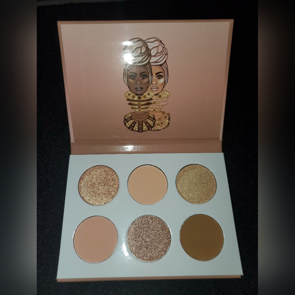 The Nudes By Juvia's Place Eye Shadow Makeup Palette.